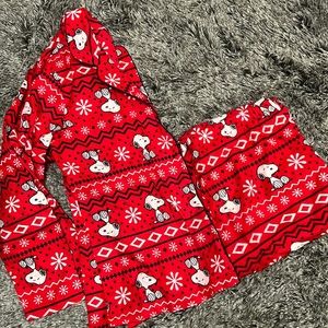 Peanuts winter, flannel pyjamas, size large